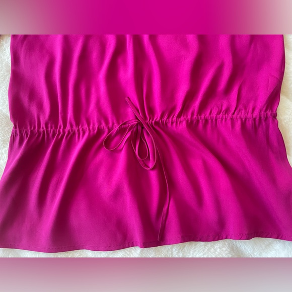 Caché Blouse. - Picture 5 of 10